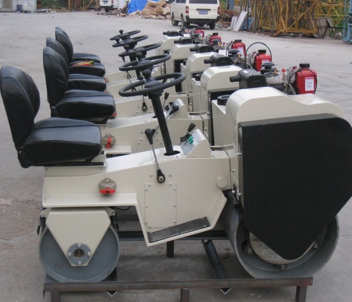 å°åº¦å®¢æˆ¶ä¾†(lÃ¡i)è¨ªï¼Œå¹¶è¨‚è³¼(gÃ²u)FYL-850åº§é§•å£“è·¯æ©Ÿ(jÄ«)